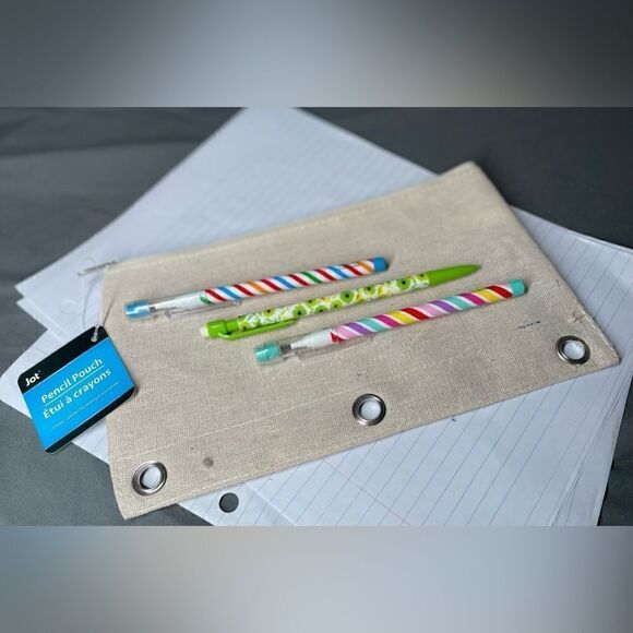 “Spring Into Action” 10 NEW Pencil Bundle &  Butterfly Case - Picture 2 of 4